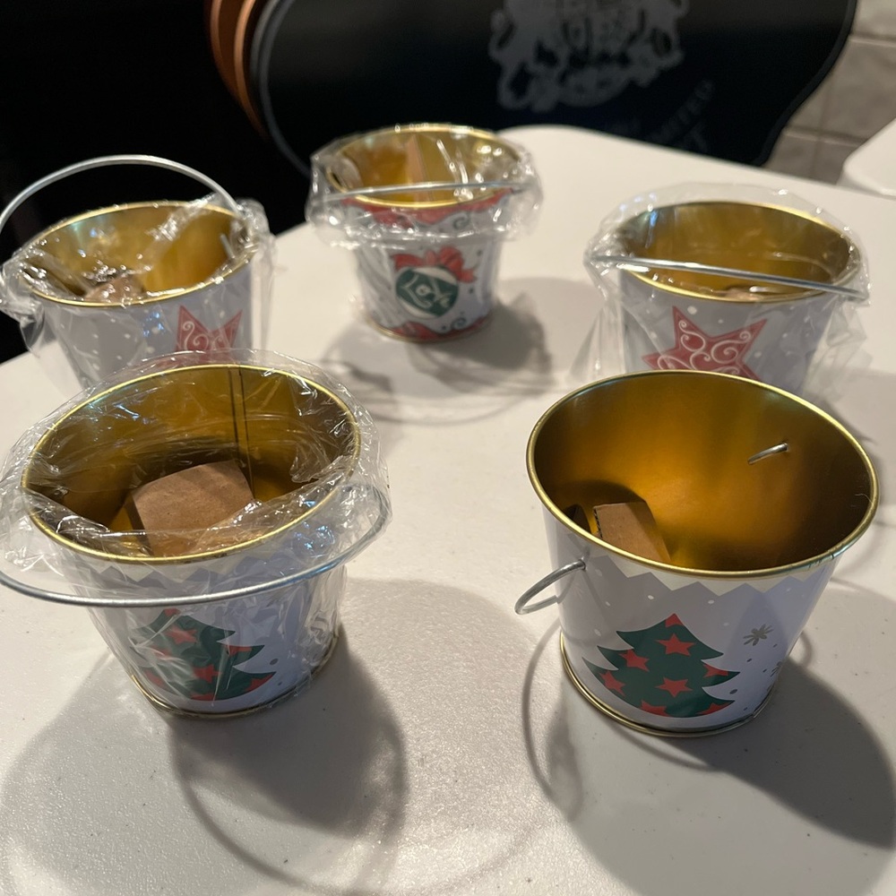 5 Festive Christmas Holiday Mini Buckets - Set of 5